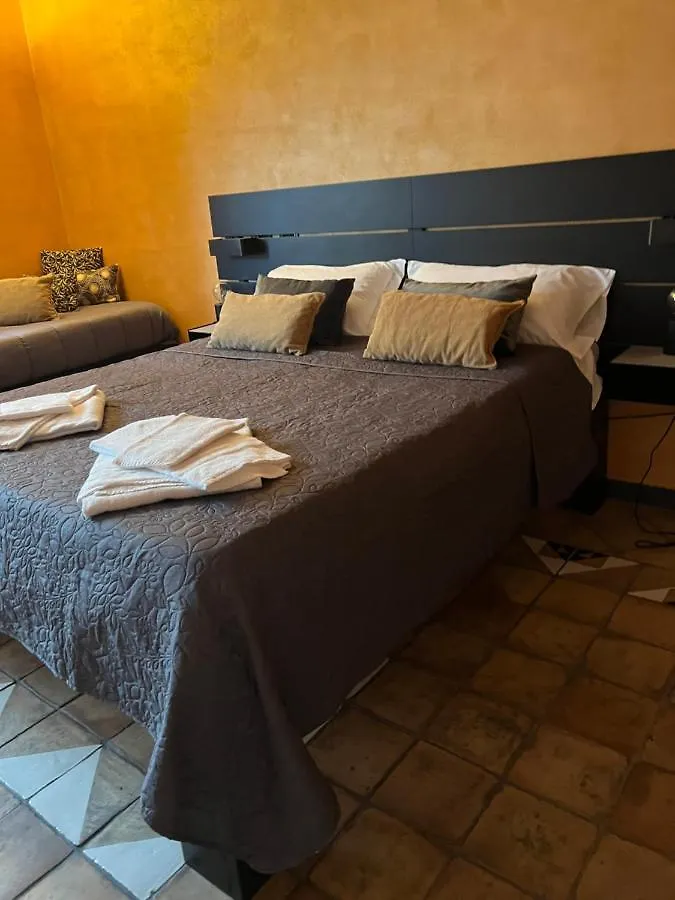 Marieta Rooms Sarzana Italie
