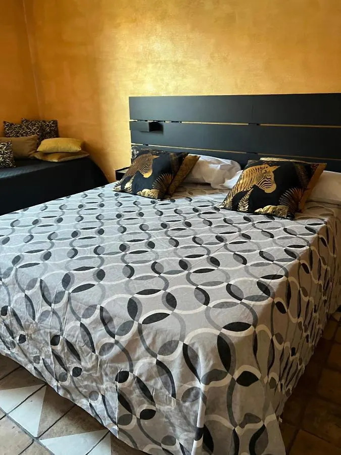 Marieta Rooms Sarzana Affittacamere